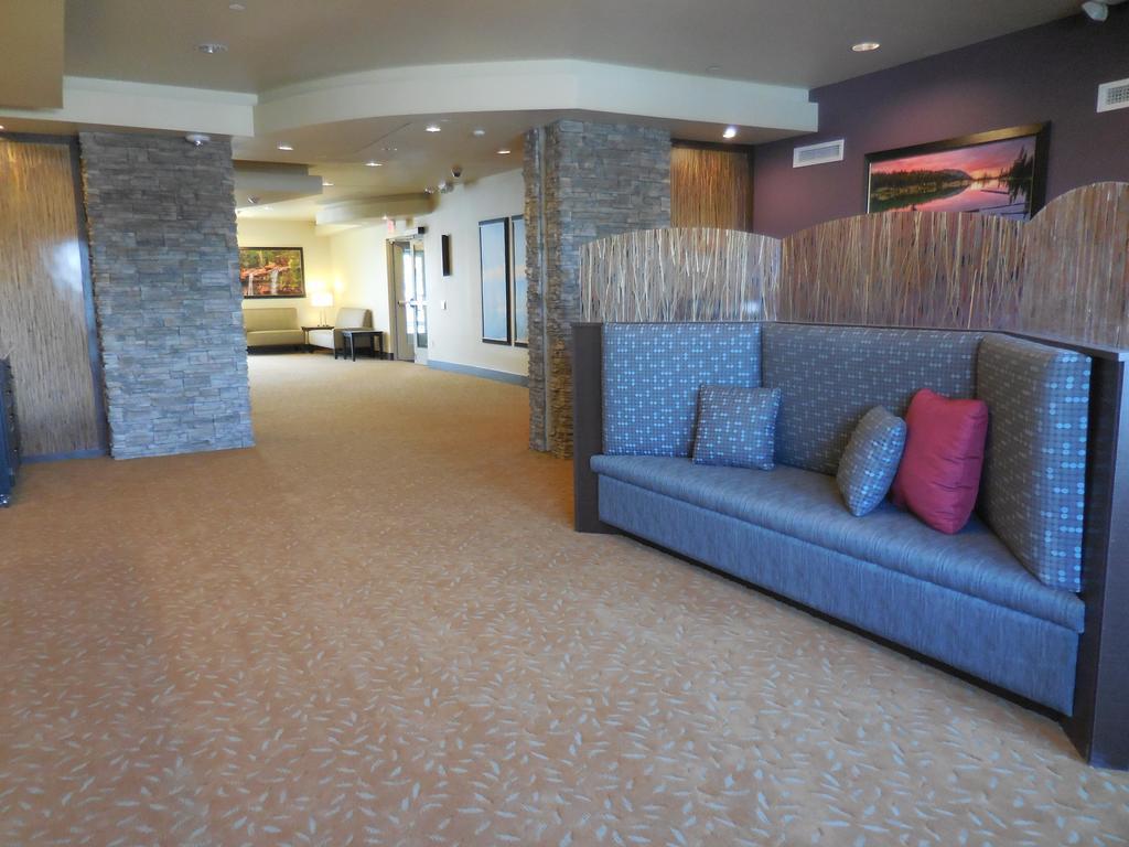 Ledgestone Hotel 버날 외부 사진